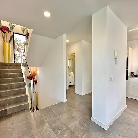 Karina Apartment *