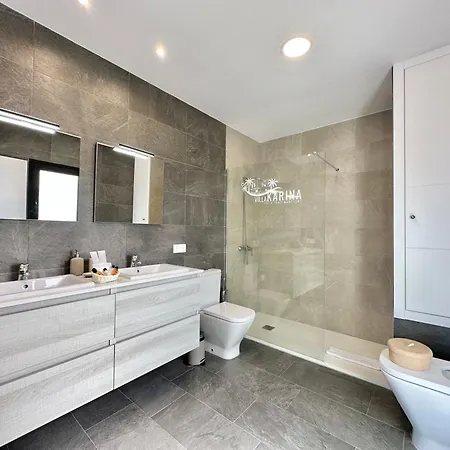 Karina アパート *