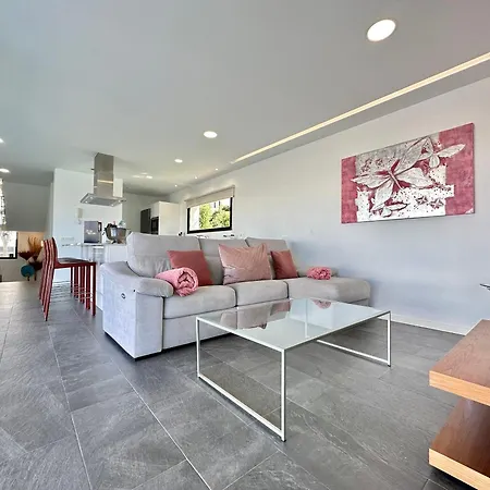 Karina * サンタ・ウルスラ